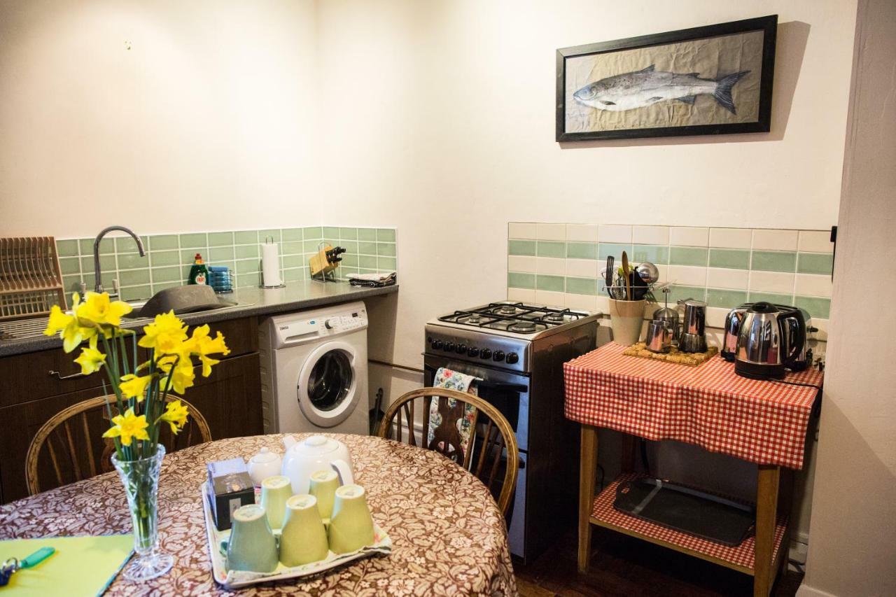 Butlers Quarters Apartment Cairndow ภายนอก รูปภาพ